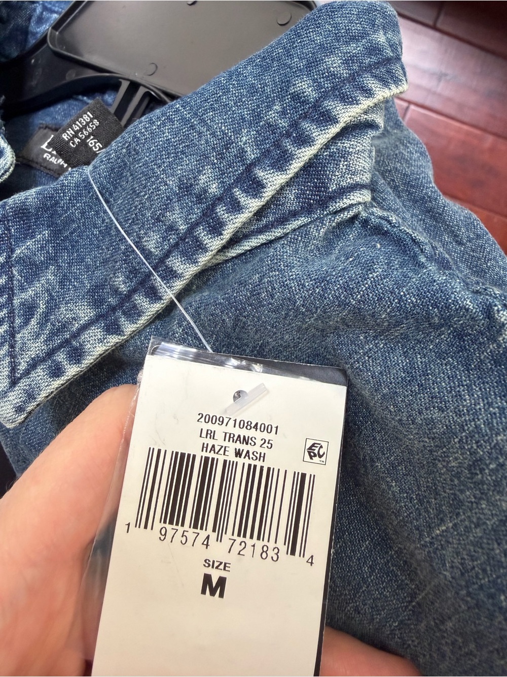 Lauren Ralph Lauren Women's Classic-Fit Denim Shirt - Picture 9 of 10